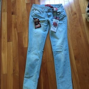 Women’s jeans